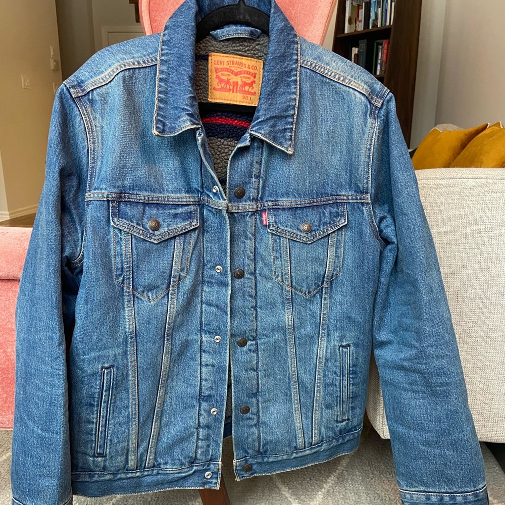 Levi’s fleece lined denim jacket